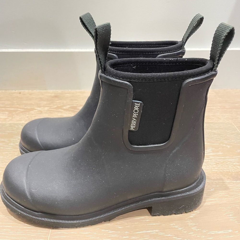 Rain boots